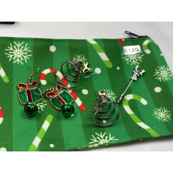 Christmas-Themed Earrings & Brooch Set With Spiral Tree Design Gift Motif Reinde - Picture 2 of 6